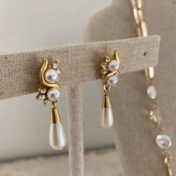 Paperclip Necklace Gold Tone Pearls Brand New AND Pearl Earrings Bundle Jewelry - Picture 5 of 13